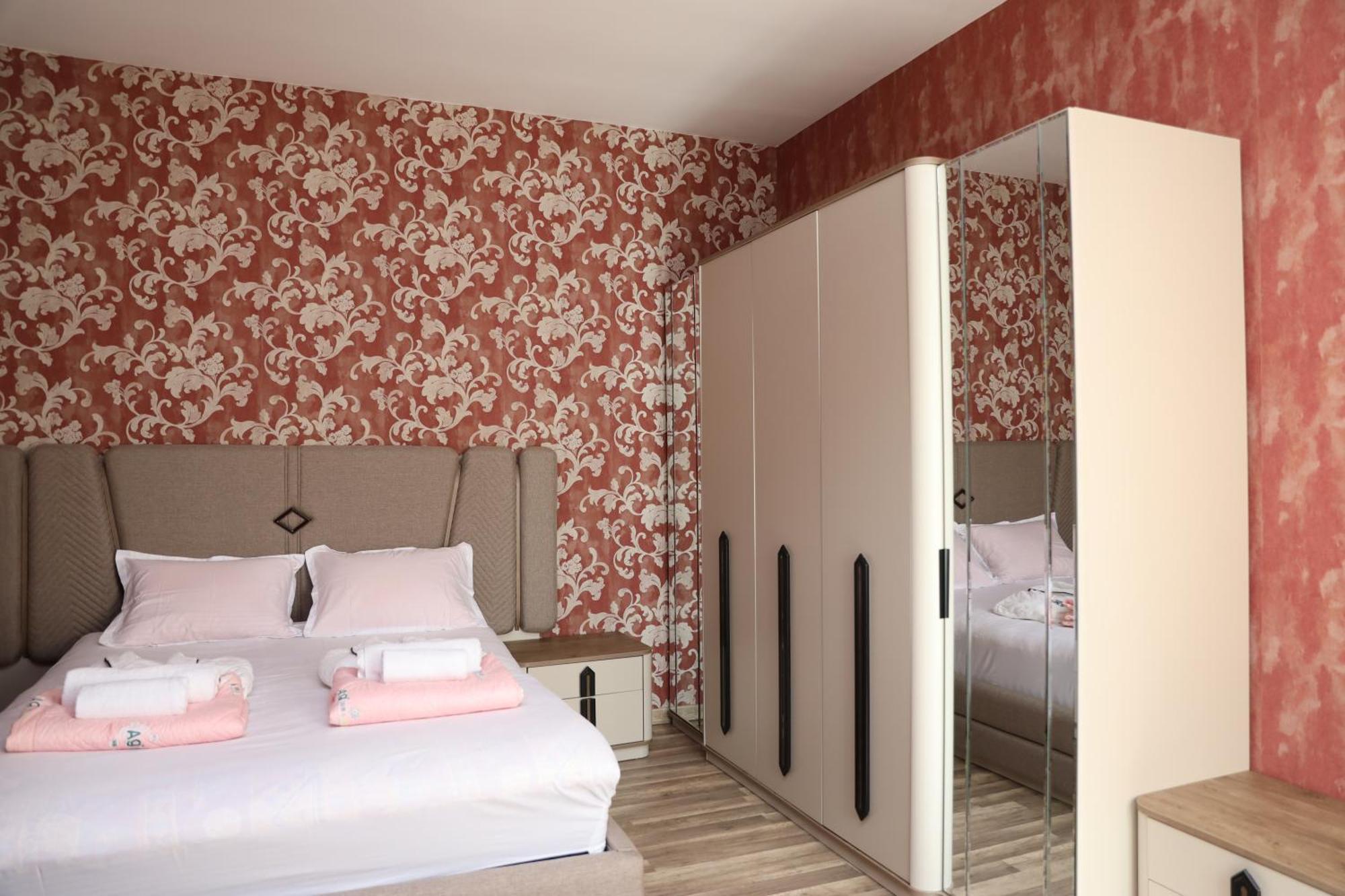 Feel House Hotel T'erjola Kültér fotó